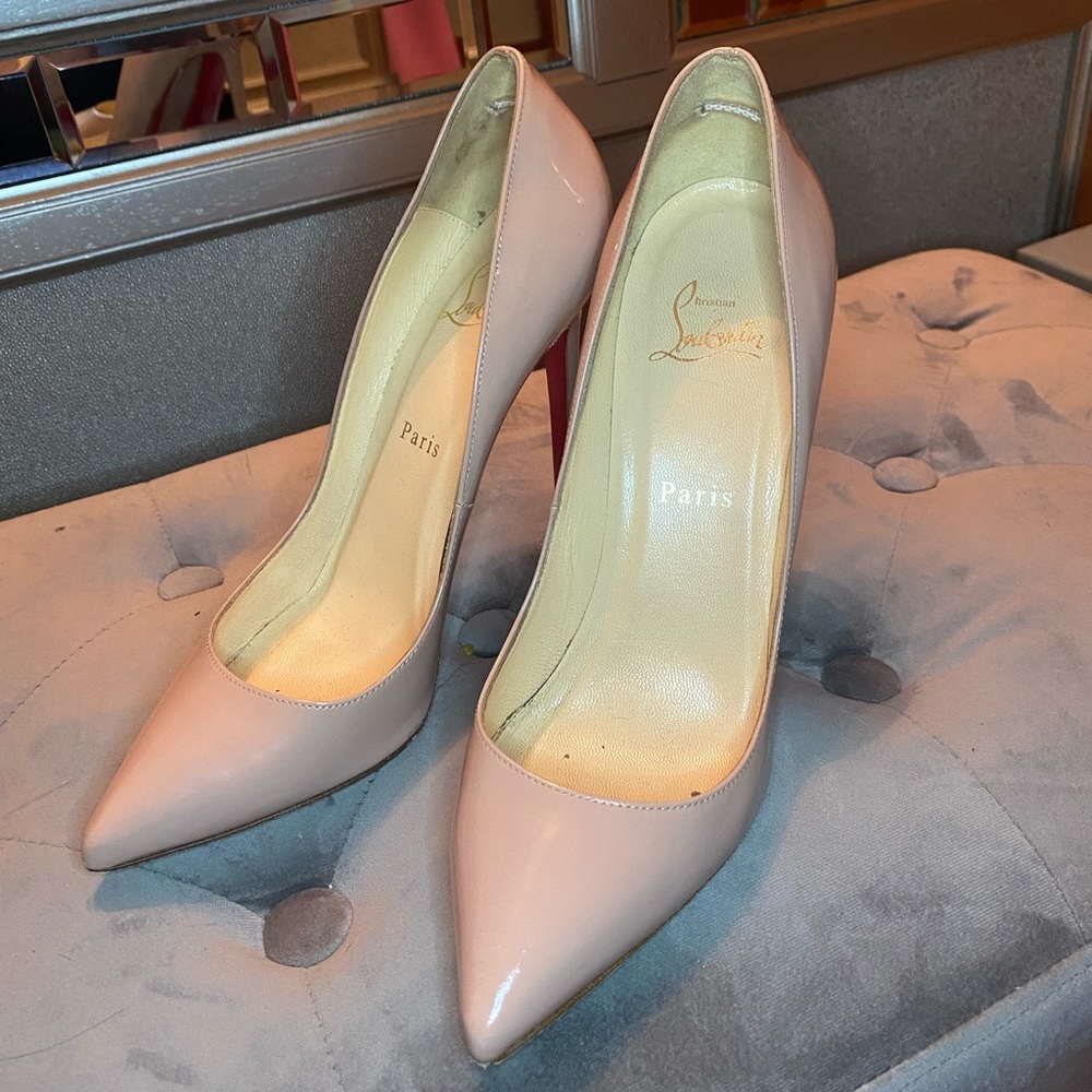Christian Louboutin Nude Pump
